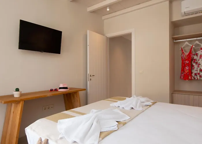 Sunlight Apart Otel Kamarai