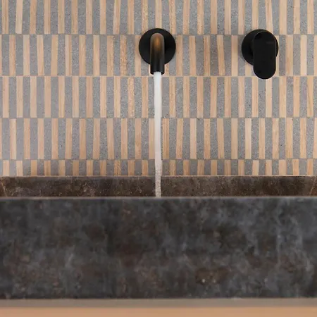 Lägenhetshotell Sunlight 3*